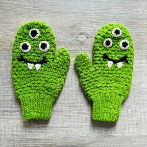 Andes Gifts Handmade Alpaca Blend Monster Mittens